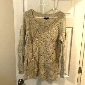 Knit double pocket sweater